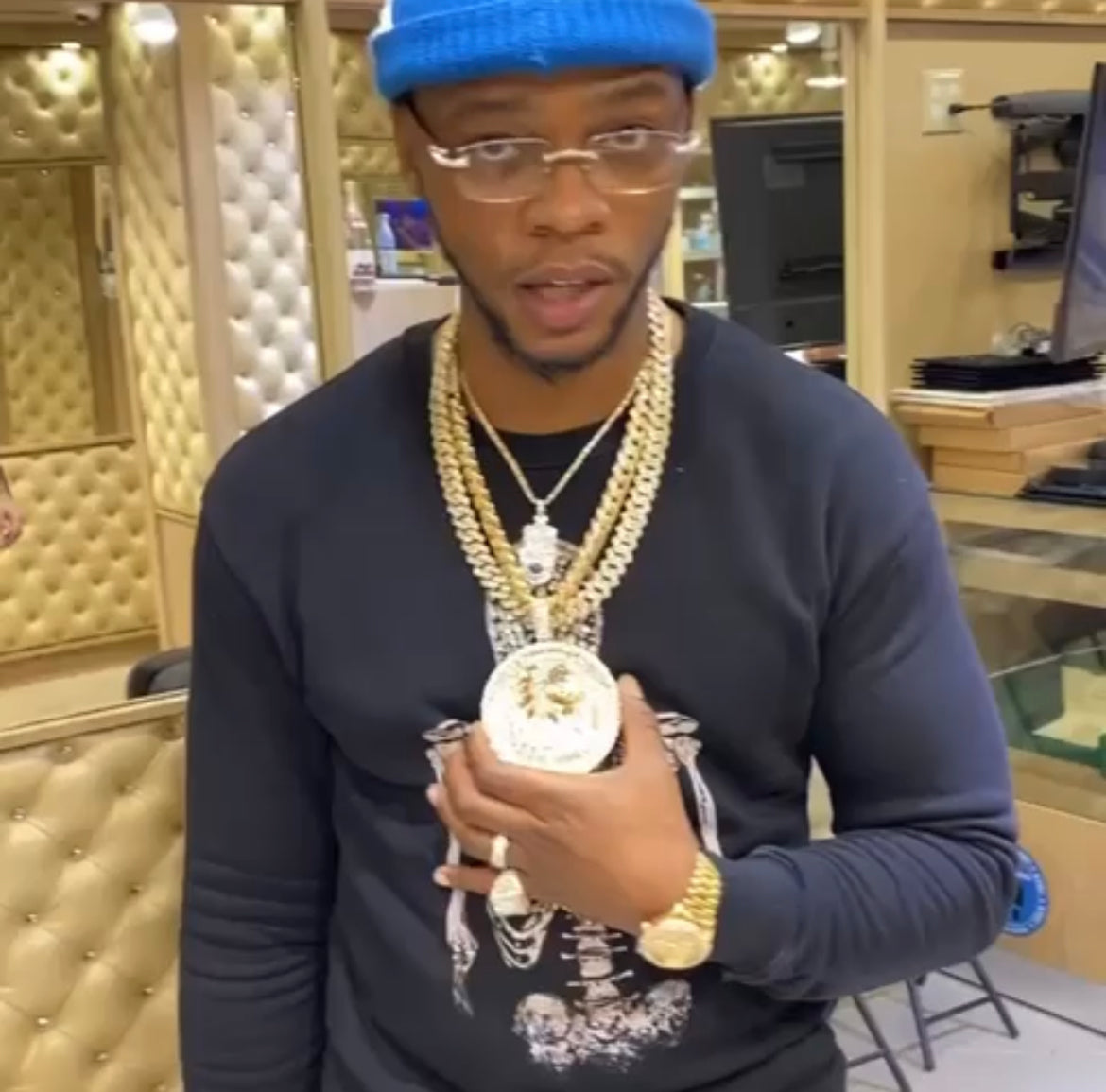Papoose In Vintage Gifts of Fortune