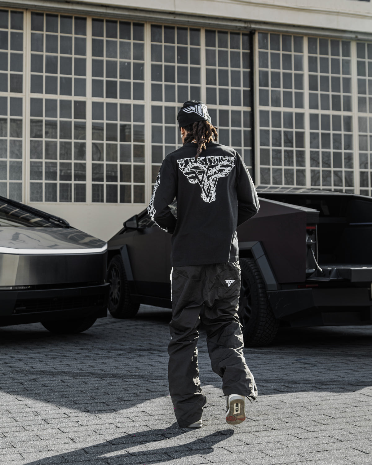 Wired Up Track Pants | Black