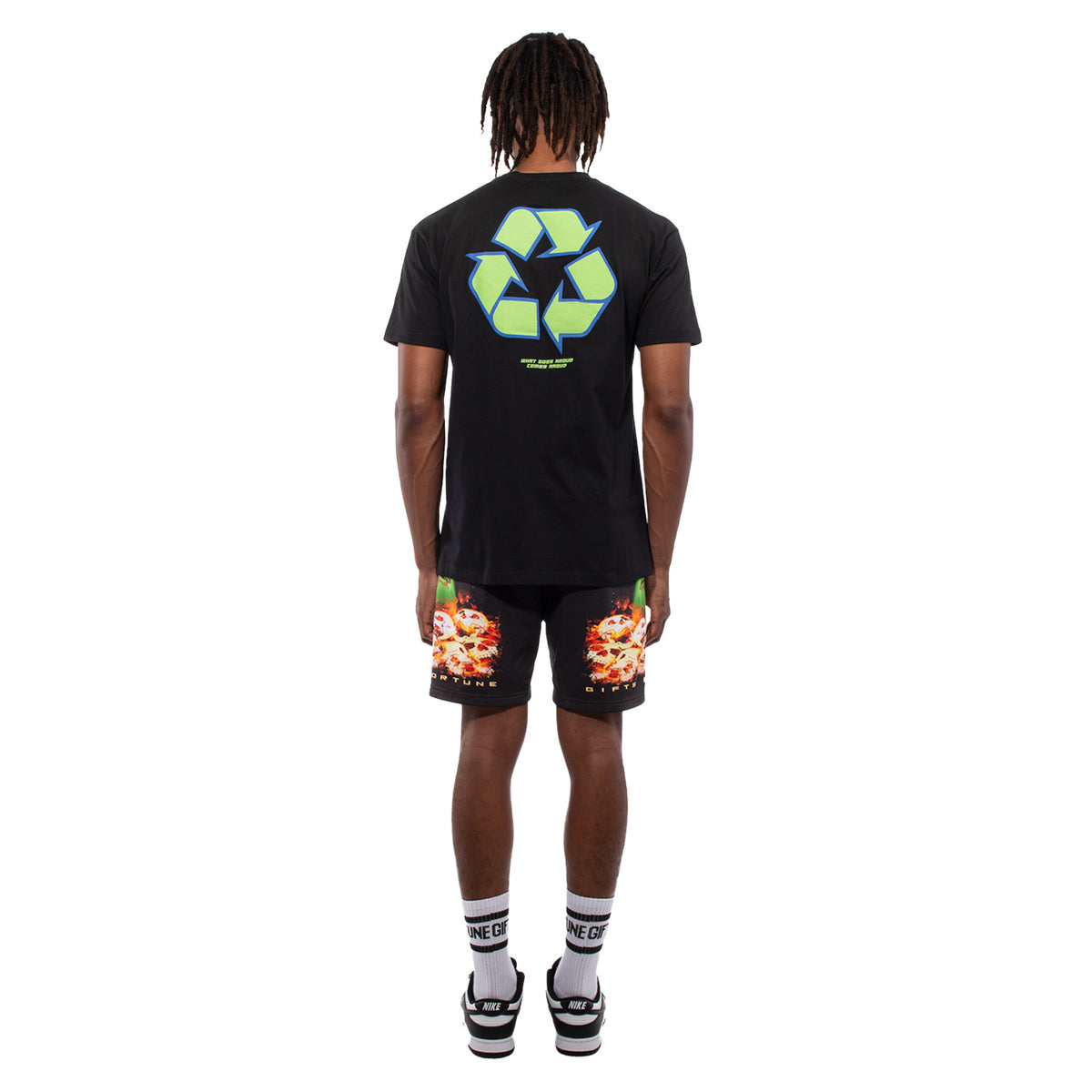 Never N T-shirt | Black